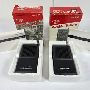 2 Vintage Realistic WalkieTalkies FM Transceiver 21-401 / 49 MHz Radio Shack Set